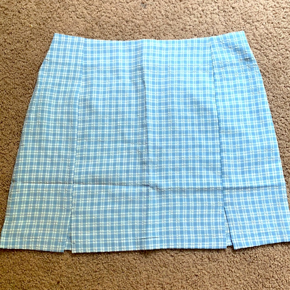 SHEIN Notch Plaid Mini Skirt